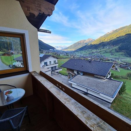 Plush Apartment With Mountain Views Neustift im Stubaital Exterior photo