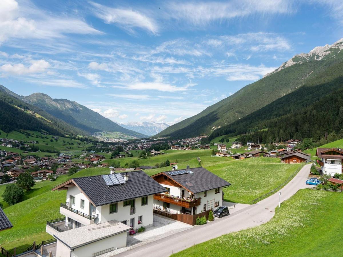 Plush Apartment With Mountain Views Neustift im Stubaital Exterior photo